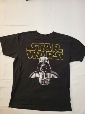 Star Wars Graphic T-Shirt Men’s Large Black 100% Cotton Licensed Tee